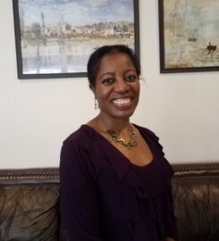 Sandra Green, Insurance Agent
